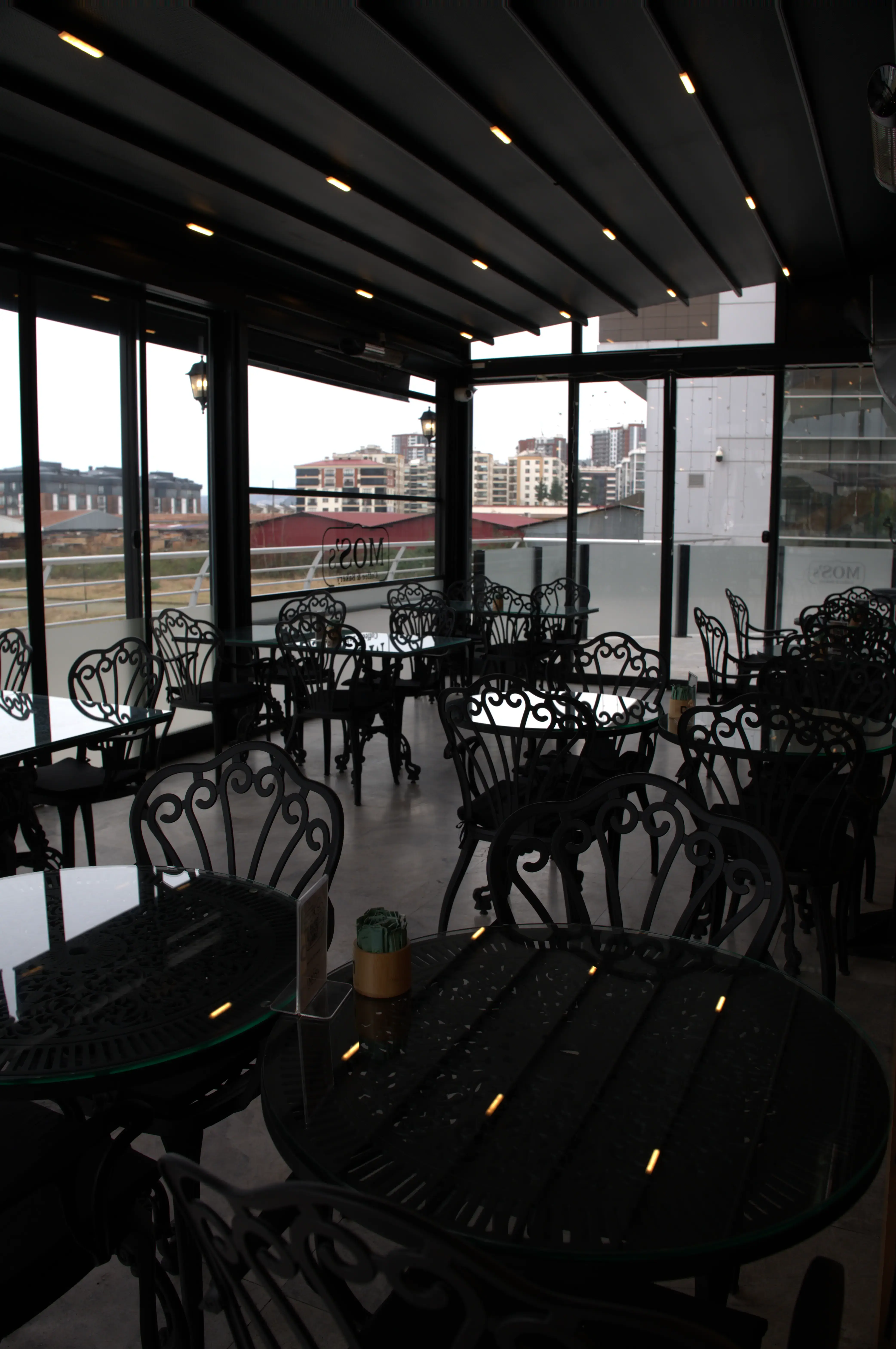 Mos's Coffee & Bakery İç Mekan